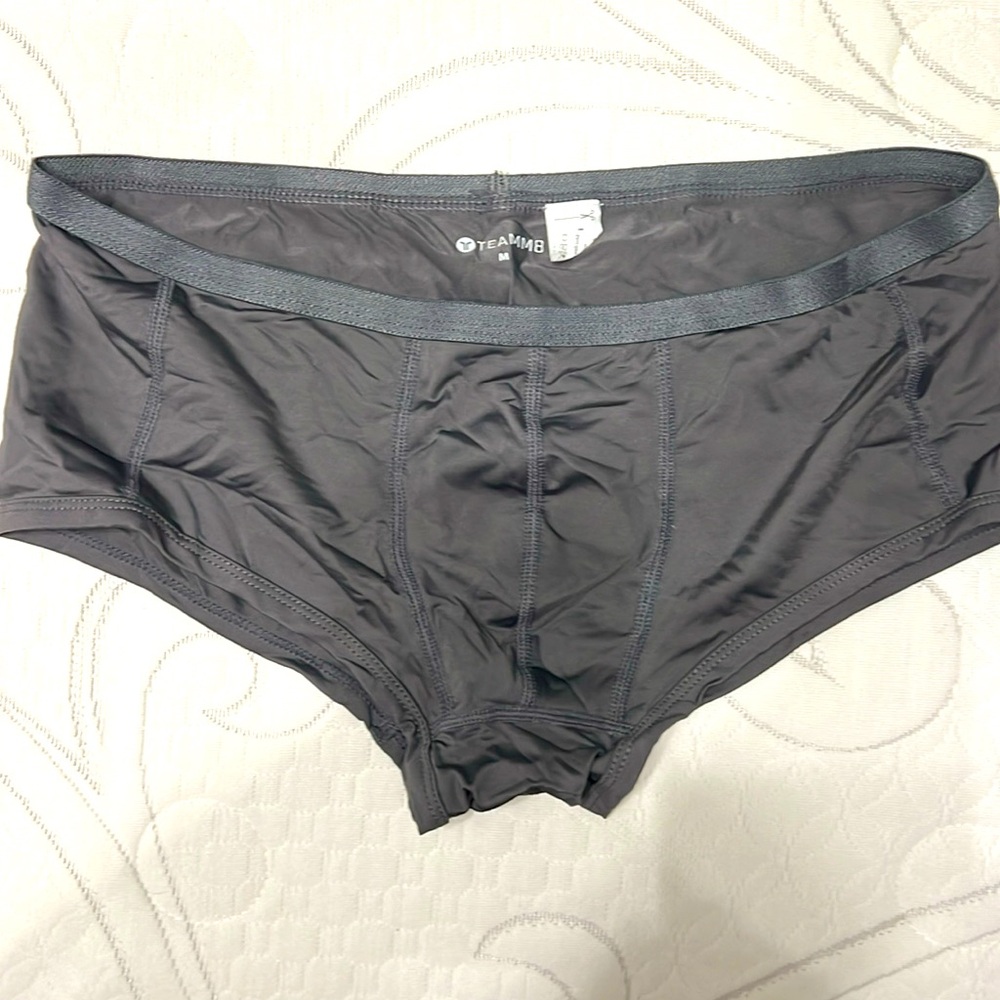 Teamm8 trunks